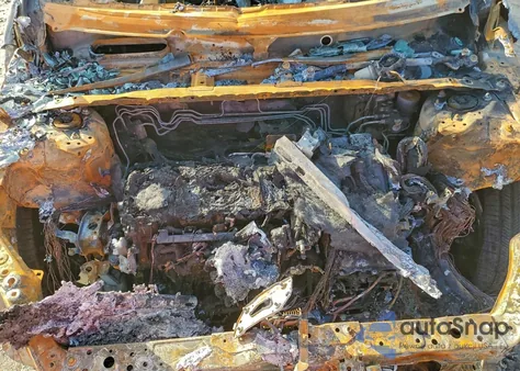 2022 Toyota Rav4 Xle z USA, uszkodzony, nr VIN 4T3RWRFVXNU059461